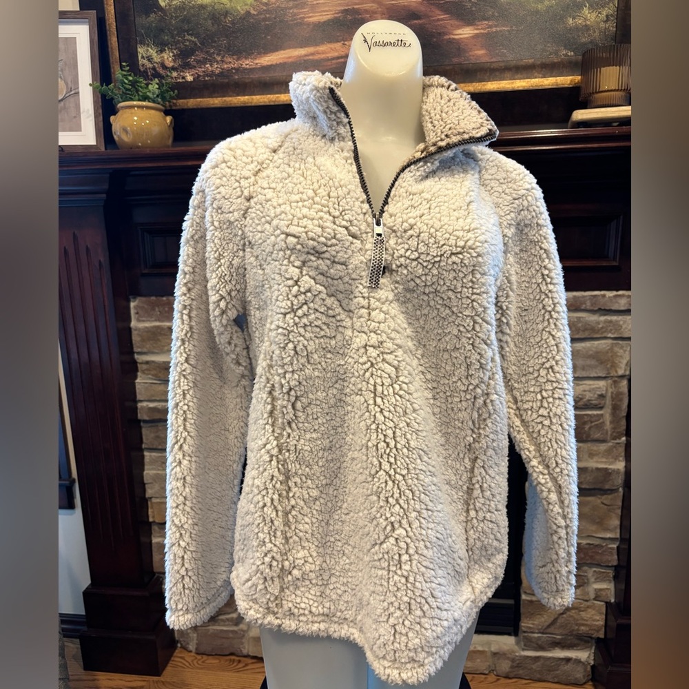 Sherpa top. Soft and cozy. Sz M